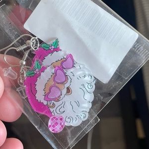 Super cute never worn Santa earrings